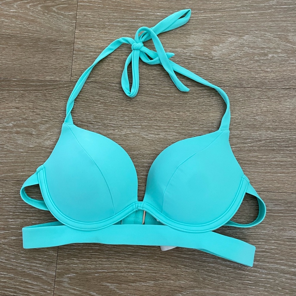 Bombshell bikini top